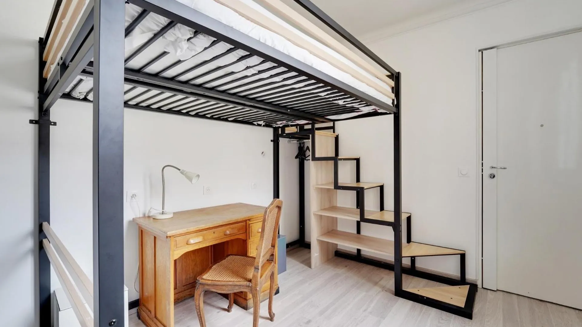 アパート 4 120m2 - Vue Tour Eiffel A Saint-germain *
